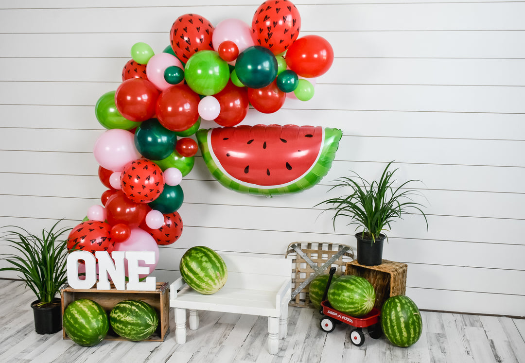 DIY Watermelon Balloon Garland (Red)