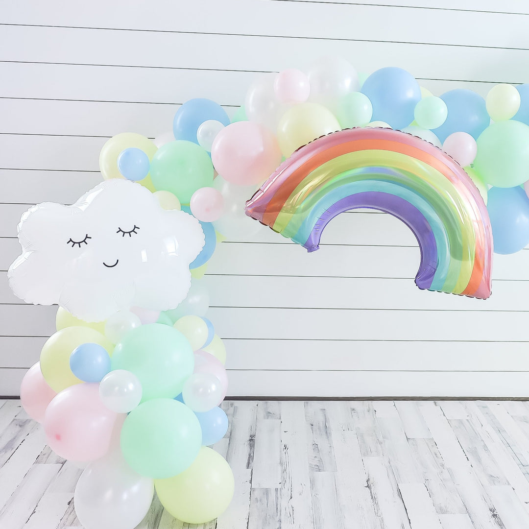 DIY Pastel Rainbow Balloon Garland