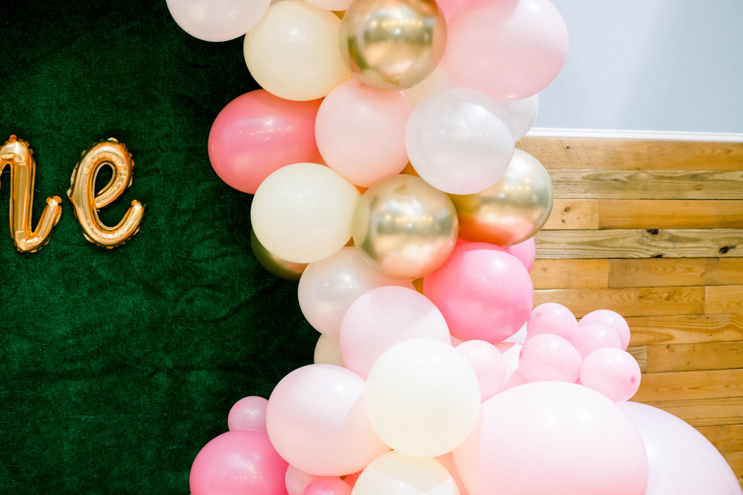 DIY Rose Gold Blush Balloon Garland