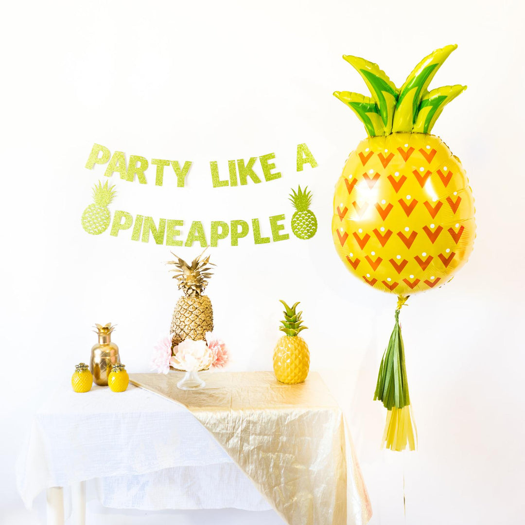 PARTY LIKE a PINEAPPLE Garland