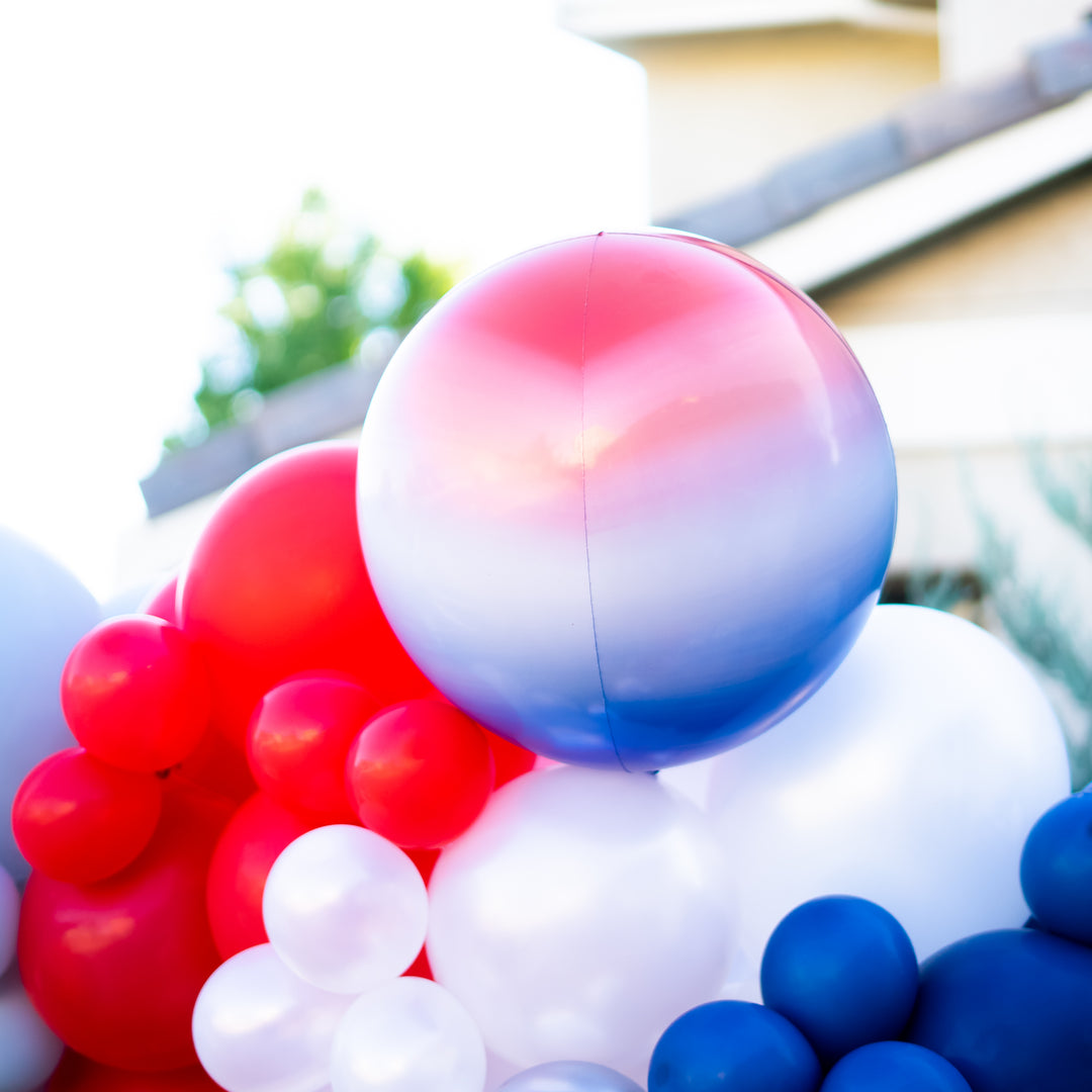 DIY 4th of July Patriotic Boom Balloon Garland
