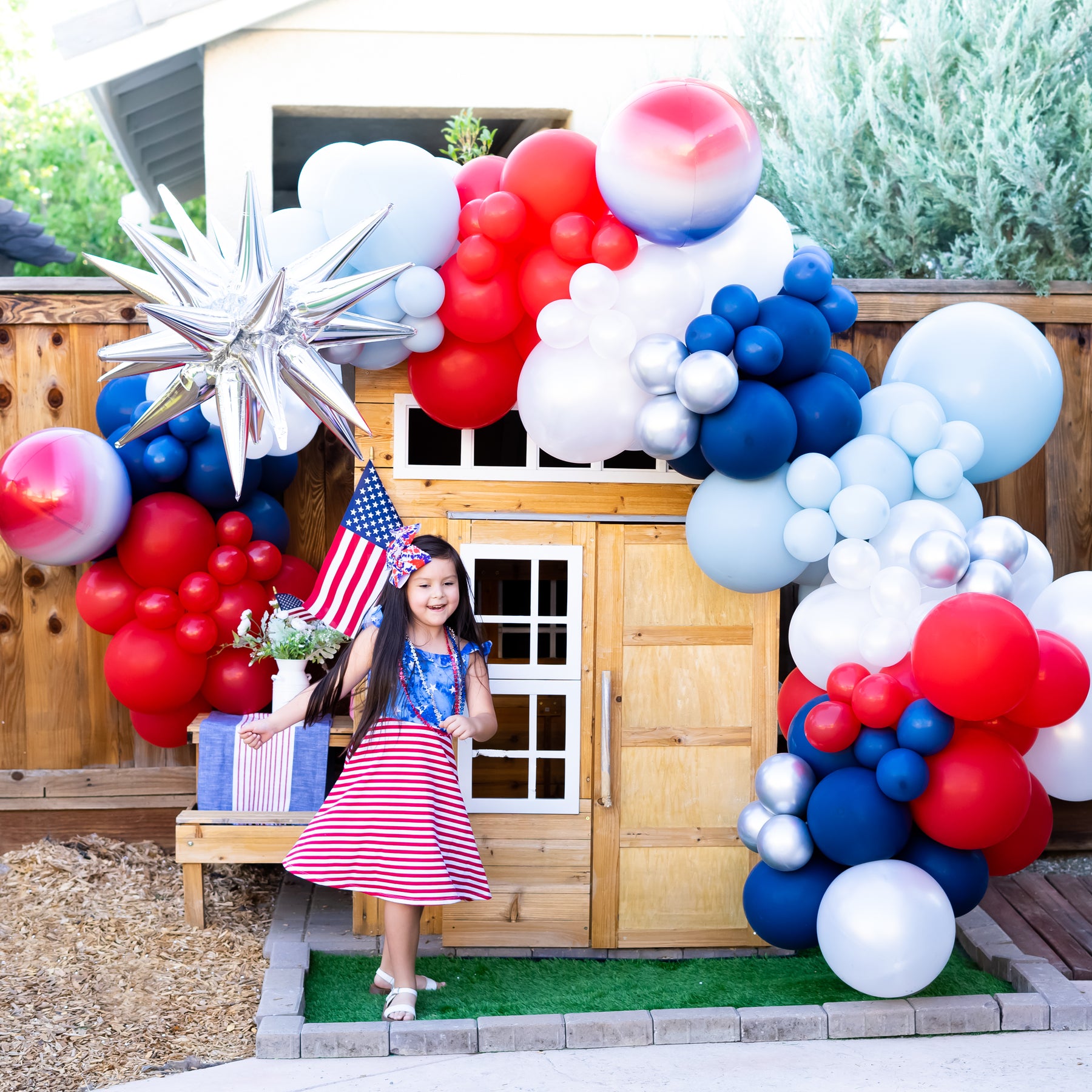 4th of july picture ideas balloon arch
