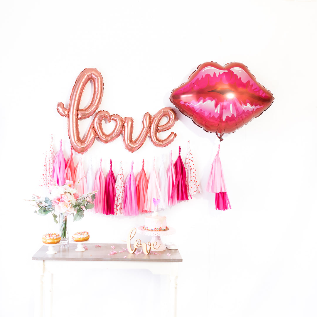 Valentine Love Kiss Balloon Tassel Party Box