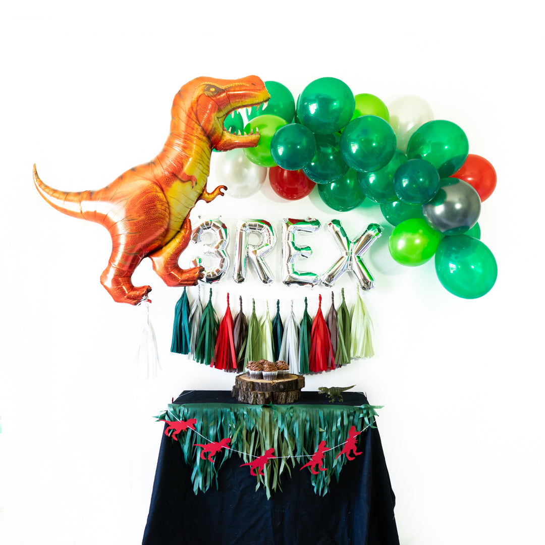 DIY Dinosaur Balloon Garland Arch